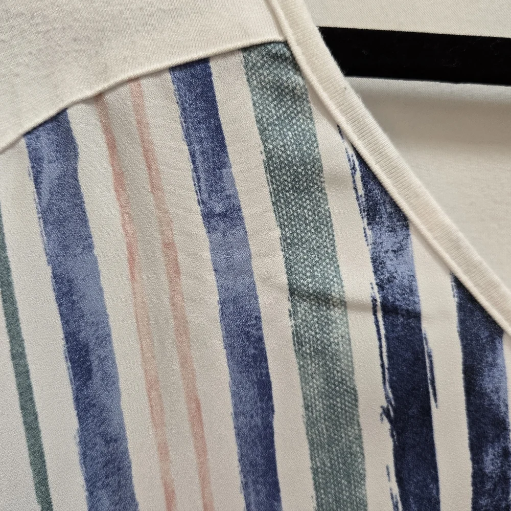 Fortune & Ivy Striped V-Neck Tie-Front Top, Size L